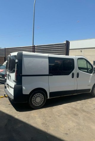 7700311372 faro derecho renault trafic caja 421721