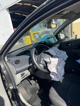 Aleta renault 1132727 aleta delantera izquierda