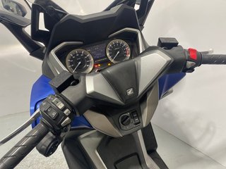 Honda Forza 350