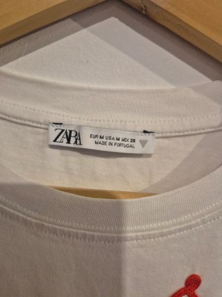 Camiseta Zara Torre Eiffel Roja