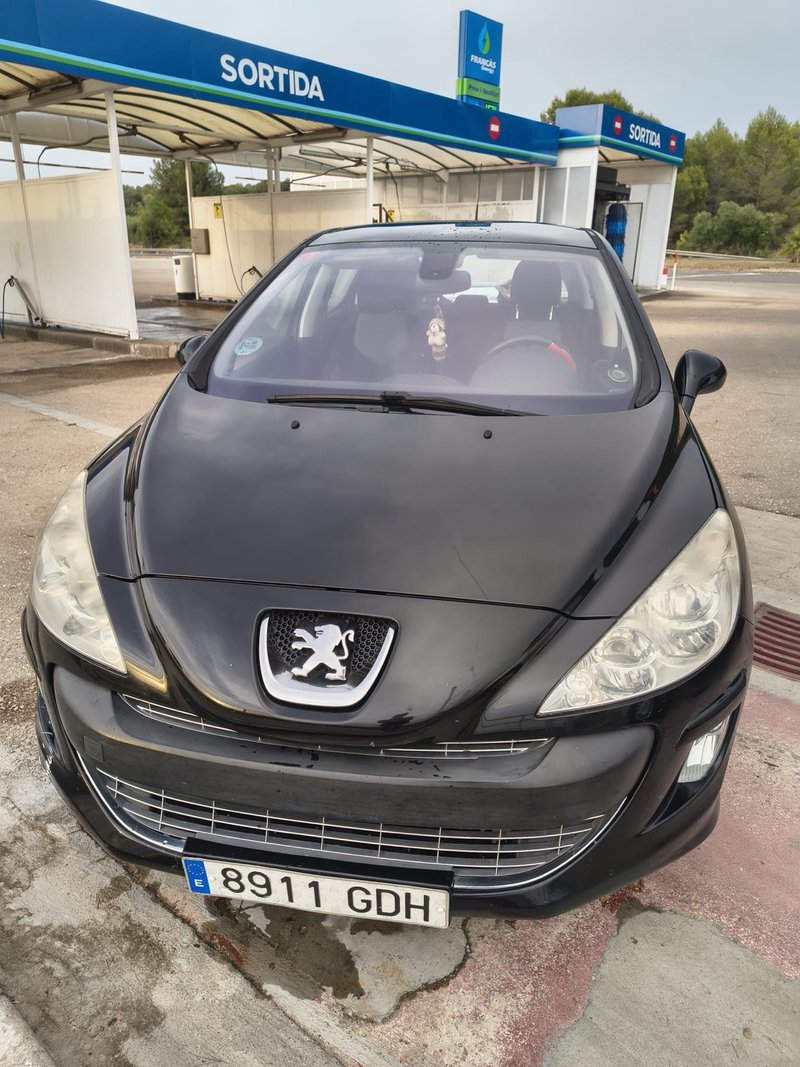 Peugeot 308 2009 - foto 1