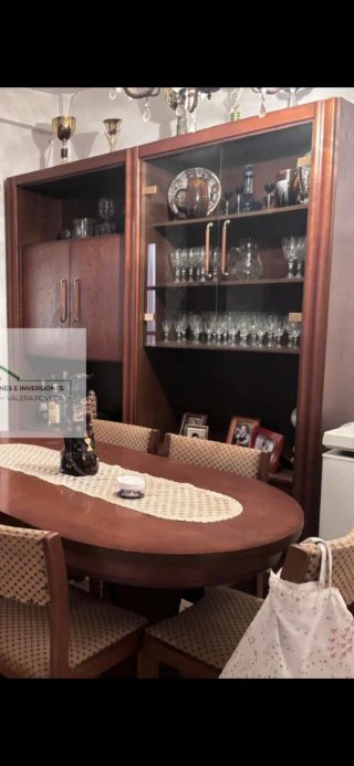 Muebles de comedor co mesa y 6 silla