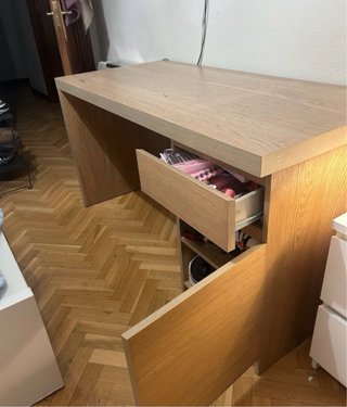 Escritorio de madera