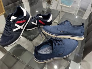 Zapatos NUEVOS Hombre Talla 43 Azul.
