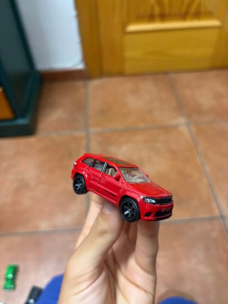 Hot Wheels Premium Jeep Rojo