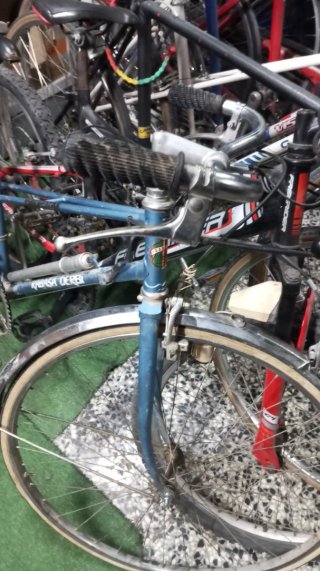 Bicicleta azul vintage