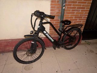 Bicicleta Zoomo en buen estado