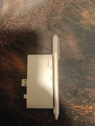 Lápiz Surface Pro y Conector Hub USB