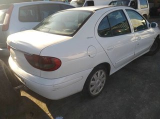 Renault faro izquierdo megane i classic la0 216537