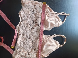 Top encaje Stradivarius