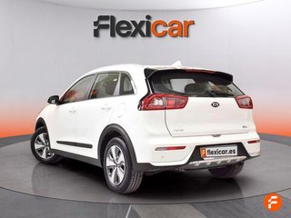 Kia Niro 1.6 GDi HEV 104kW (141CV) Concept