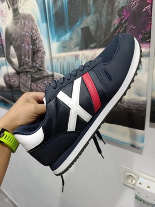 Zapatillas NUEVAS Hombre Talla 43