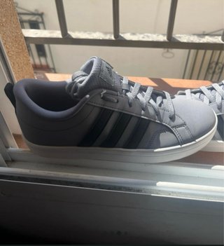 Adidas Urbanas Grises Rayas Negras