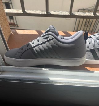 Adidas Urbanas Grises Rayas Negras