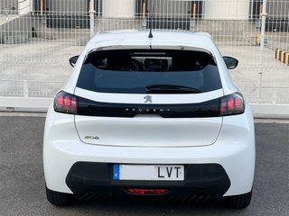 Peugeot 208 2021