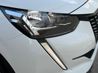Peugeot 208 2021