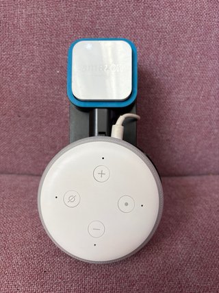 Alexa con soporte