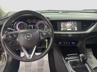 Opel Insignia Bussines 1.5D 120 C.V / 34.000 Kms