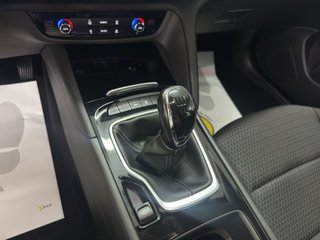 Opel Insignia Bussines 1.5D 120 C.V / 34.000 Kms