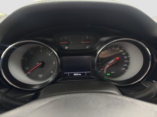 Opel Insignia Bussines 1.5D 120 C.V / 34.000 Kms