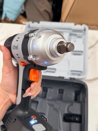 Llave de impacto Litheli con batería