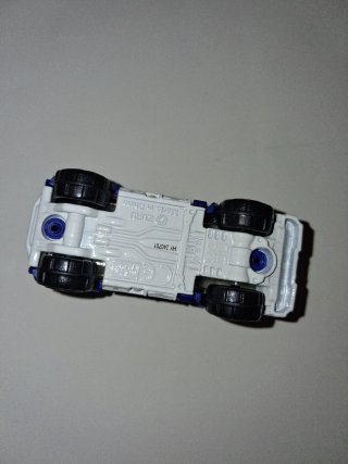 Camión de bomberos escala 1:64