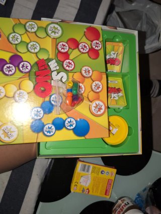 Juego Ni sí ni no (faltan las cartas infantiles)