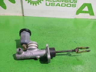 Nissan 306102c110 bomba embrague serena 2.3 130030