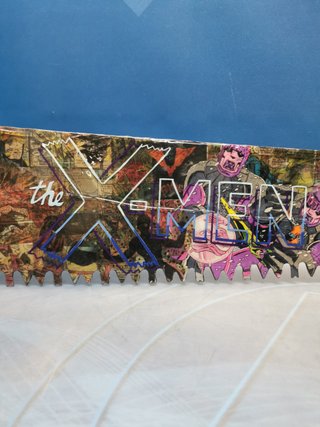 SIERRA DECORATIVA, DISEÑO, coleccionismo, ARTE,  X-MEN, 117 cm.