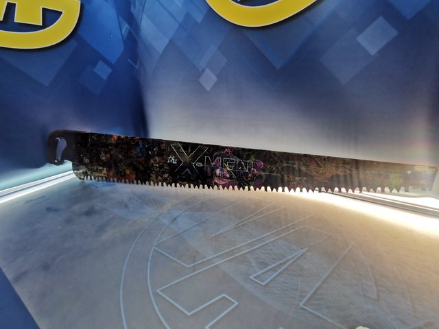 SIERRA DECORATIVA, DISEÑO, coleccionismo, ARTE,  X-MEN, 117 cm.