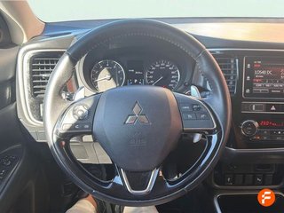 Mitsubishi Outlander 200 MPI Kaiteki CVT 2WD 7 Plazas