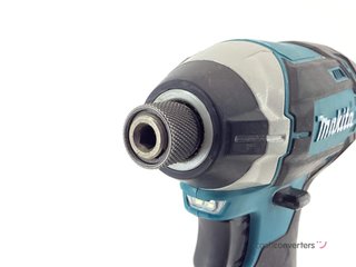 taladro a bateria makita dtd152