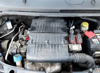 Ford 1147314 caja de relés fusibles 00517935210 ka