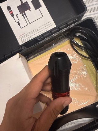 Maquina de tatuaje con todo