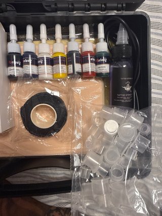 Maquina de tatuaje con todo