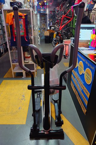 Bicicleta Elíptica BH Ambition Plus