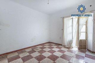 Piso en venta en Crta. De la Sierra en Granada