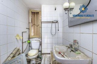 Piso en venta en Crta. De la Sierra en Granada
