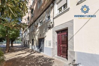 Piso en venta en Crta. De la Sierra en Granada