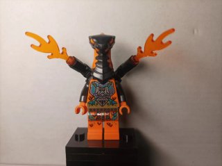 Muñeco Lego Ninjago Serpiente Naranja