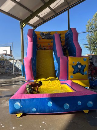 Se busca trabajador para la feria