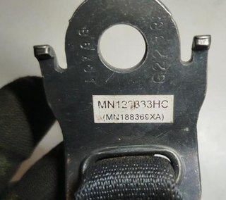Enganche cinturón mitsubishi mn188369xa l200 6998