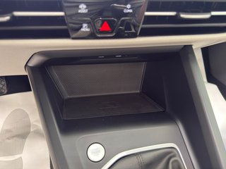 Volkswagen Golf 8 2.0 TDI 115 c.v DSG / TECHO