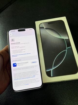 iPhone 16 Pro Max