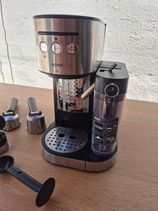 Cafetera Espresso Koenic 20 Bar 3-en-1