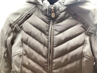 chaqueta motorista segura sin modelo