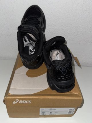 Asics Gel Kayano 14 Negras