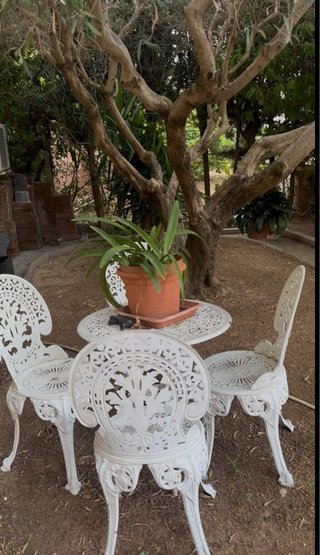 Mesa y 4 sillas jardín metal blanco