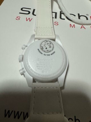 Omega x Swatch Mission To Moonphase Snoopy Bianco