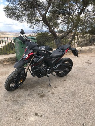Zontes U1 125 Negra/Roja
